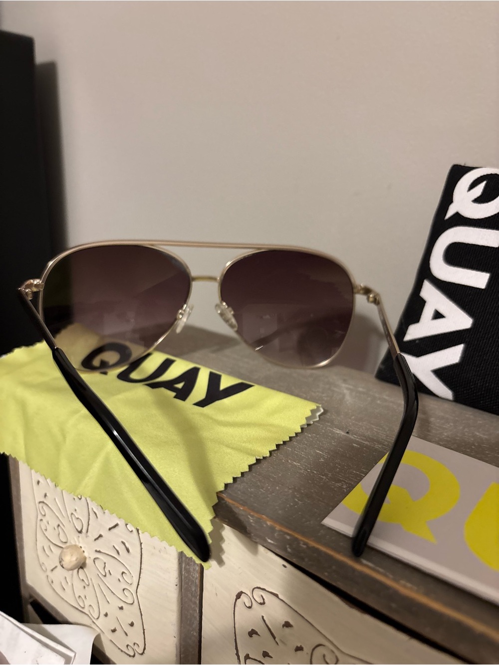 Quay Australia Metal Frame Sunglasses in Gold with Black Arms - Picture 3 of 4